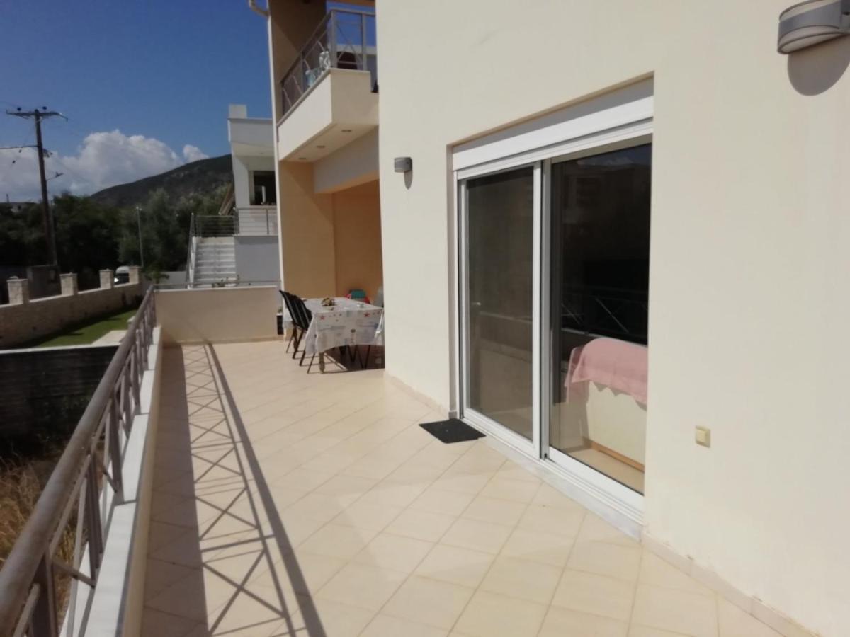 Rural 3-Bedroom House Kalamata Esterno foto